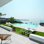 Villa Elements *