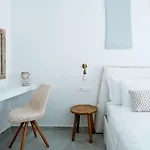 Villa Elements