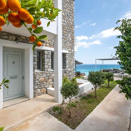 Villa Elements
