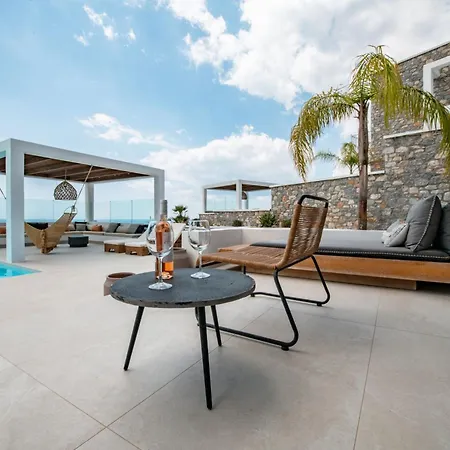 Villa Elements *