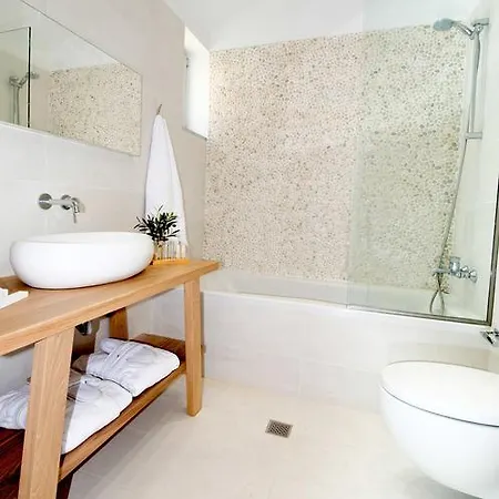 Villa Elements