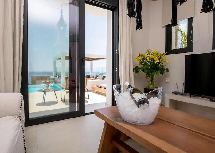 Elements Villa Lardos