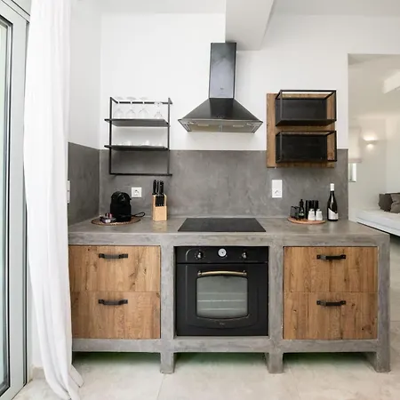 Elements * לרדוס